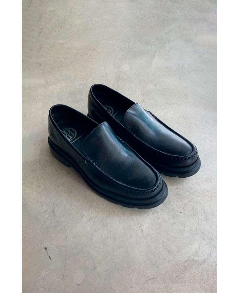 01 sapato loafer couro preto novo