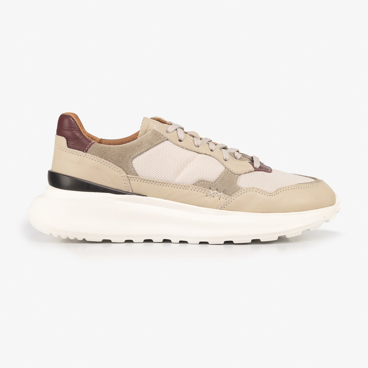 03 tenis em couro e camurca spt 0037